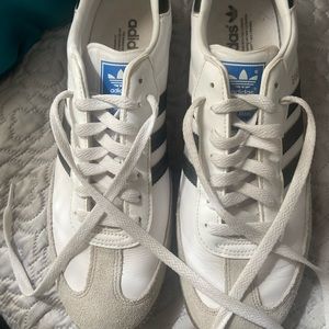 Mens Adidas. EUC. Size 11. No wear visible. $65.